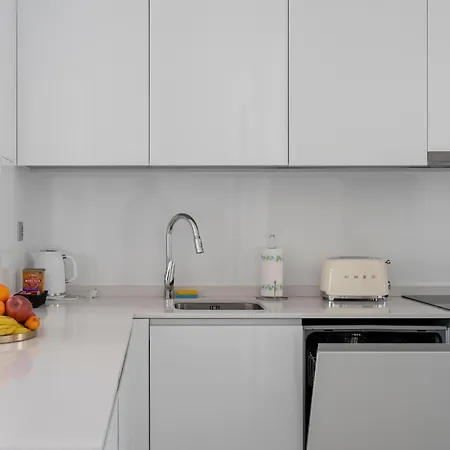 아파트 Sunset Cliffs By Leo 베니돔