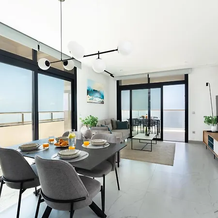 Sunset Cliffs By Leo 아파트