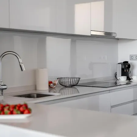 Sunset Cliffs By Leo *